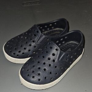Old Navy Kids Navy Water Shoes